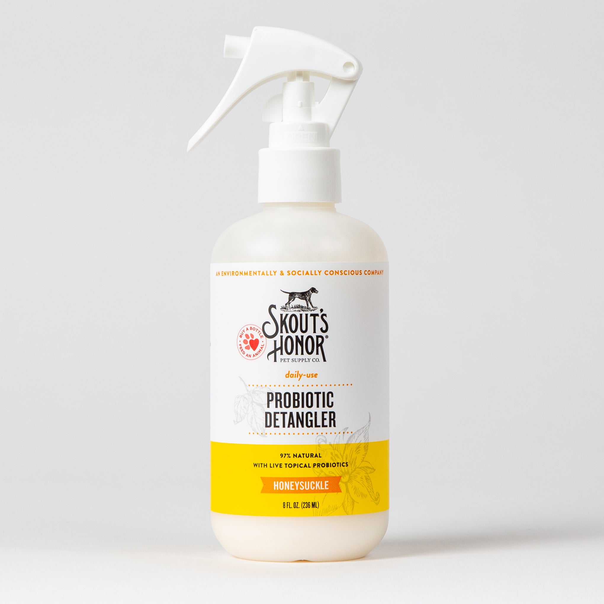 Skout's Honor Probiotic Detangler Honey scent 8 oz spray bottle for dogs