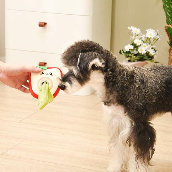 HugSmart Pooch Pouch Poop Bag Holder – Apple